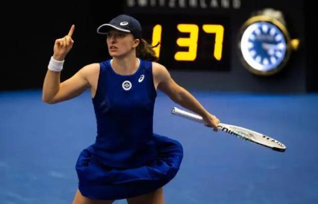 西的年轻天 西的年轻天