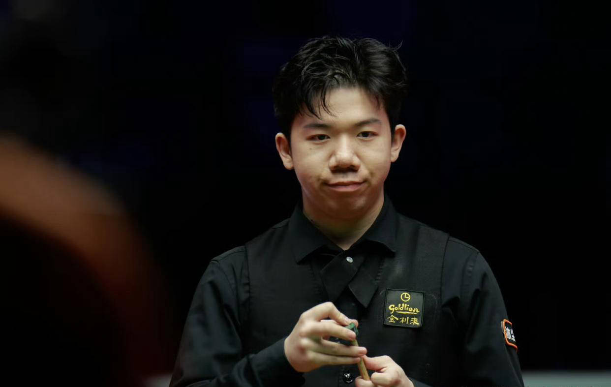 社交媒体上 社交媒体上