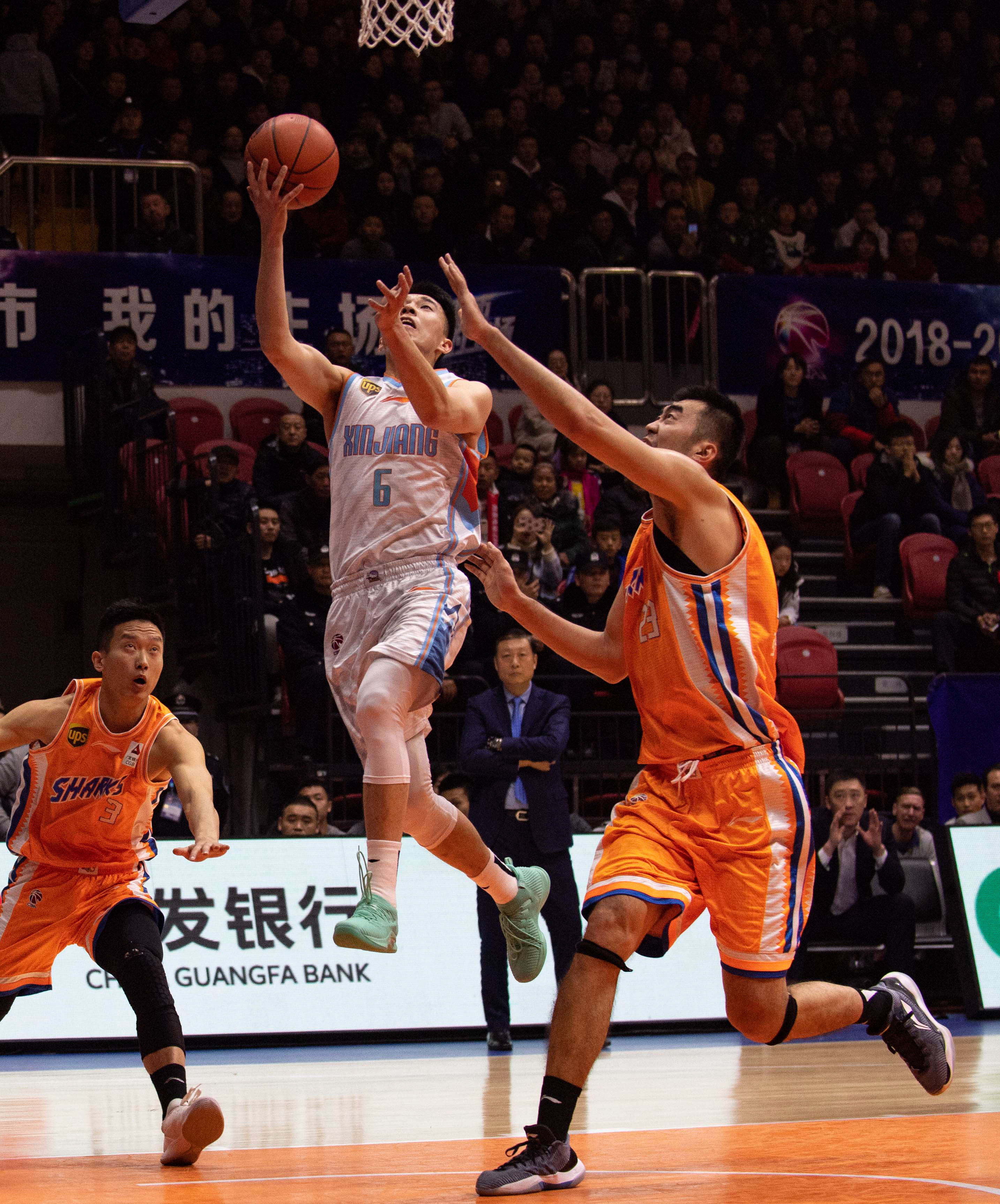 俱乐部以及 俱乐部以及