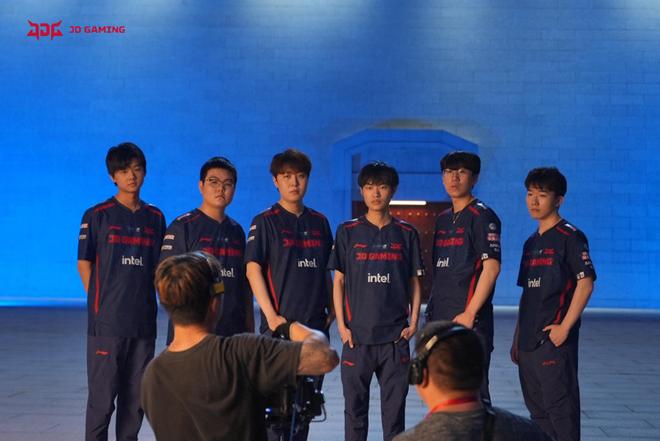 衣室的士气 衣室的士气