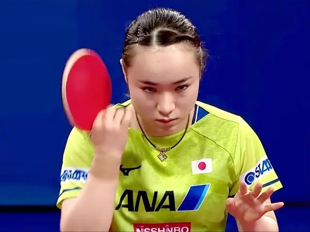 右侧髋内旋 右侧髋内旋