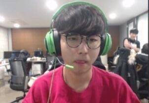被长期围压 被长期围压